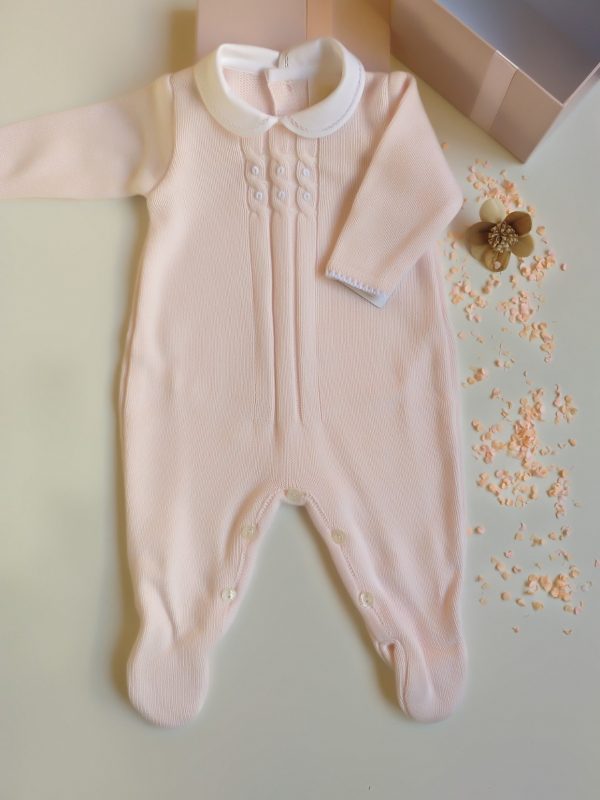 Pelele delantera bebé en punto con cuello y bordados a mano en tono rosa y blanco